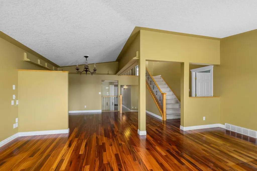 35 Prominence Path SW Calgary AB T3H2W7