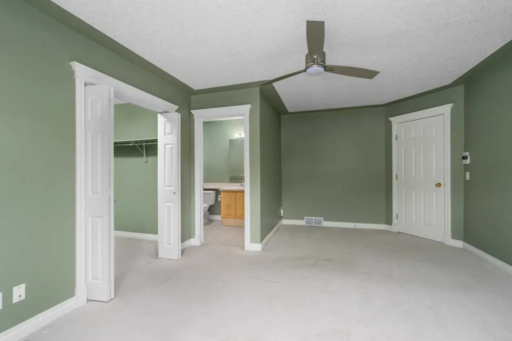 35 Prominence Path SW Calgary AB T3H2W7