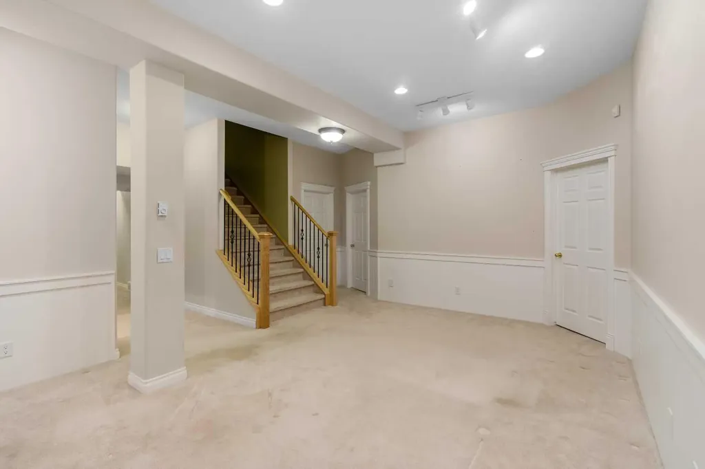 35 Prominence Path SW Calgary AB T3H2W7