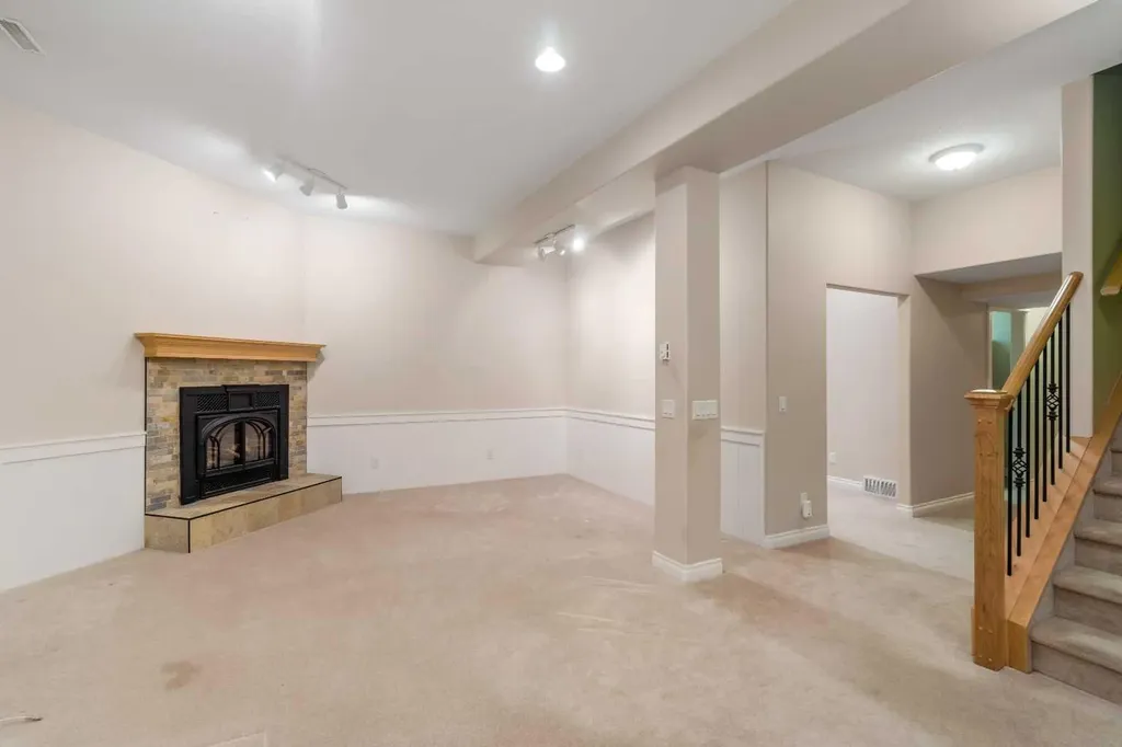 35 Prominence Path SW Calgary AB T3H2W7