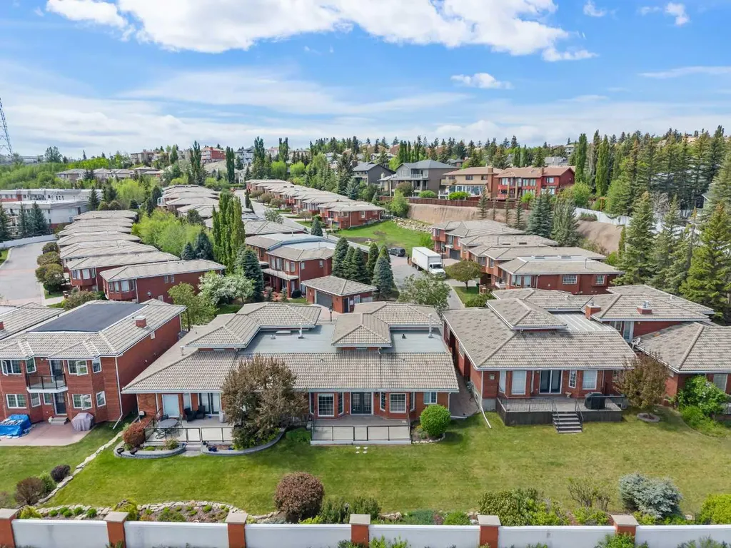 35 Prominence Path SW Calgary AB T3H2W7