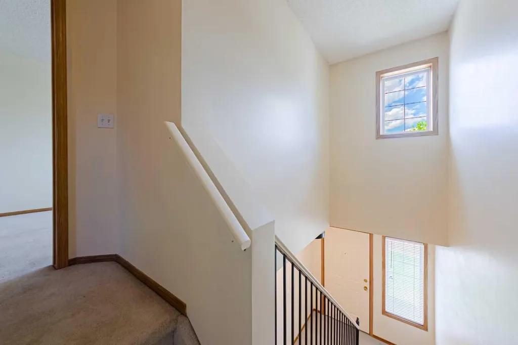 88 Country Hills Villas NW Calgary AB T3K 4S8