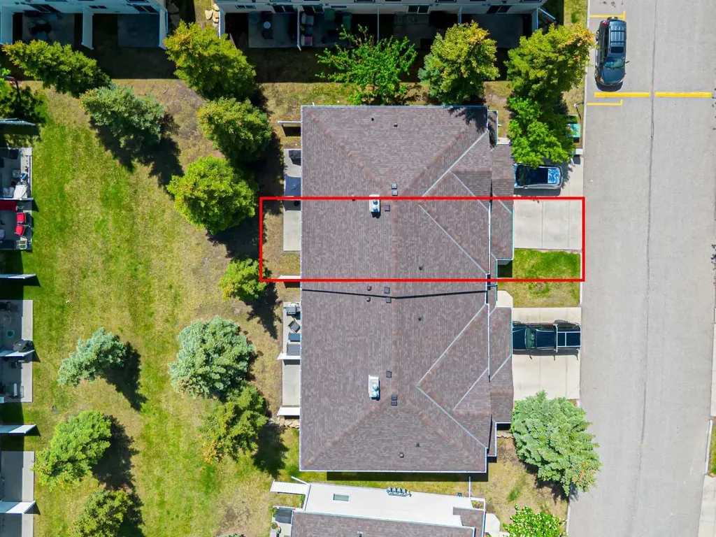 88 Country Hills Villas NW Calgary AB T3K 4S8