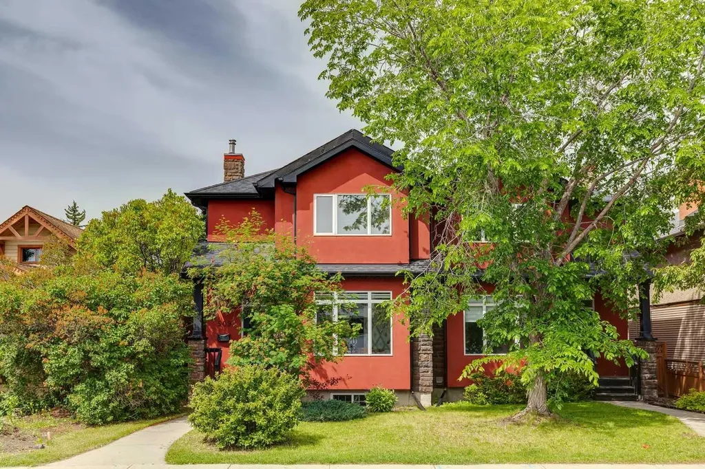 509 19 Street NW Calgary AB T2N 2J4