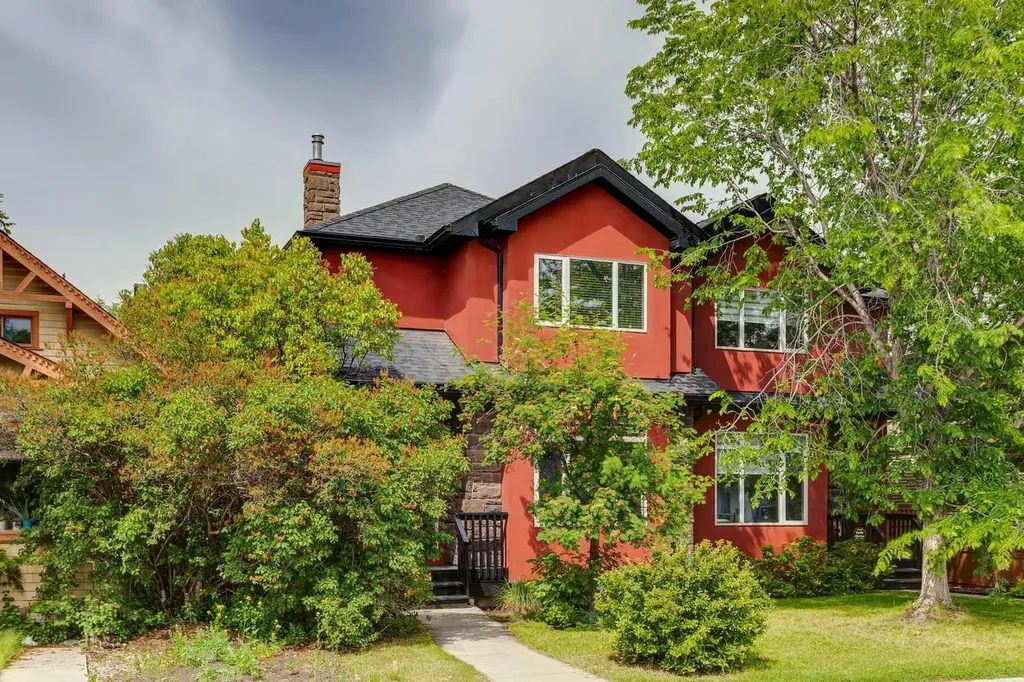 509 19 Street NW Calgary AB T2N 2J4
