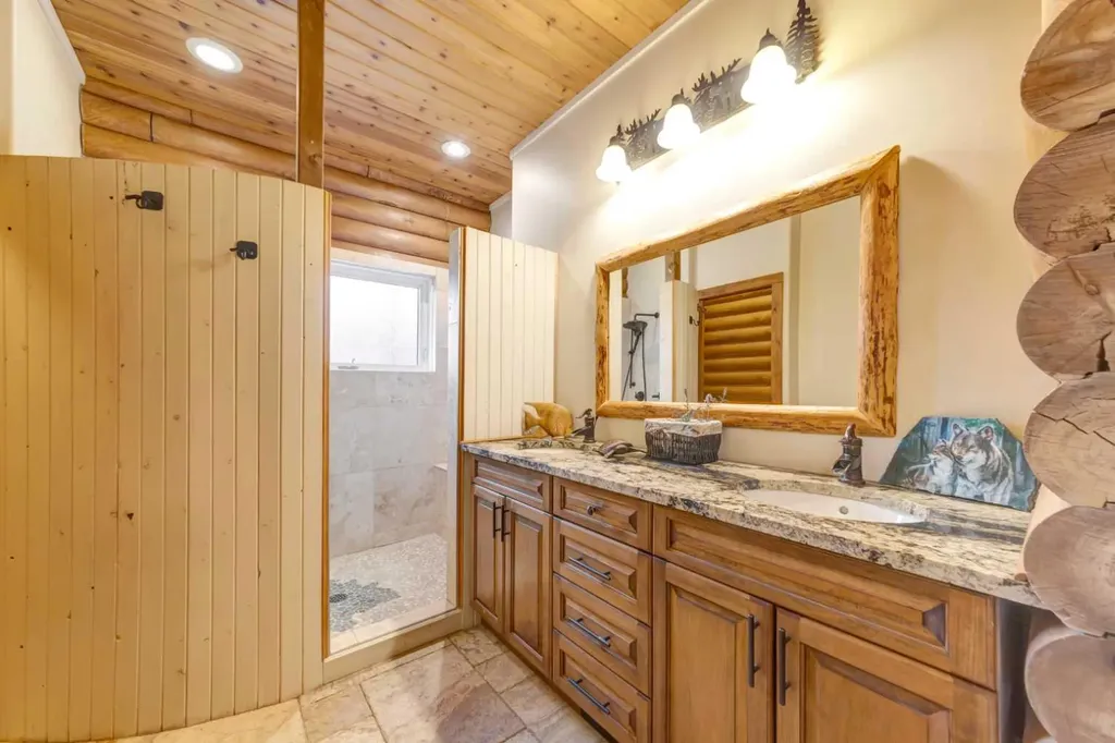 16 Lakeview Drive Lac Des Iles SK S0M 1A0