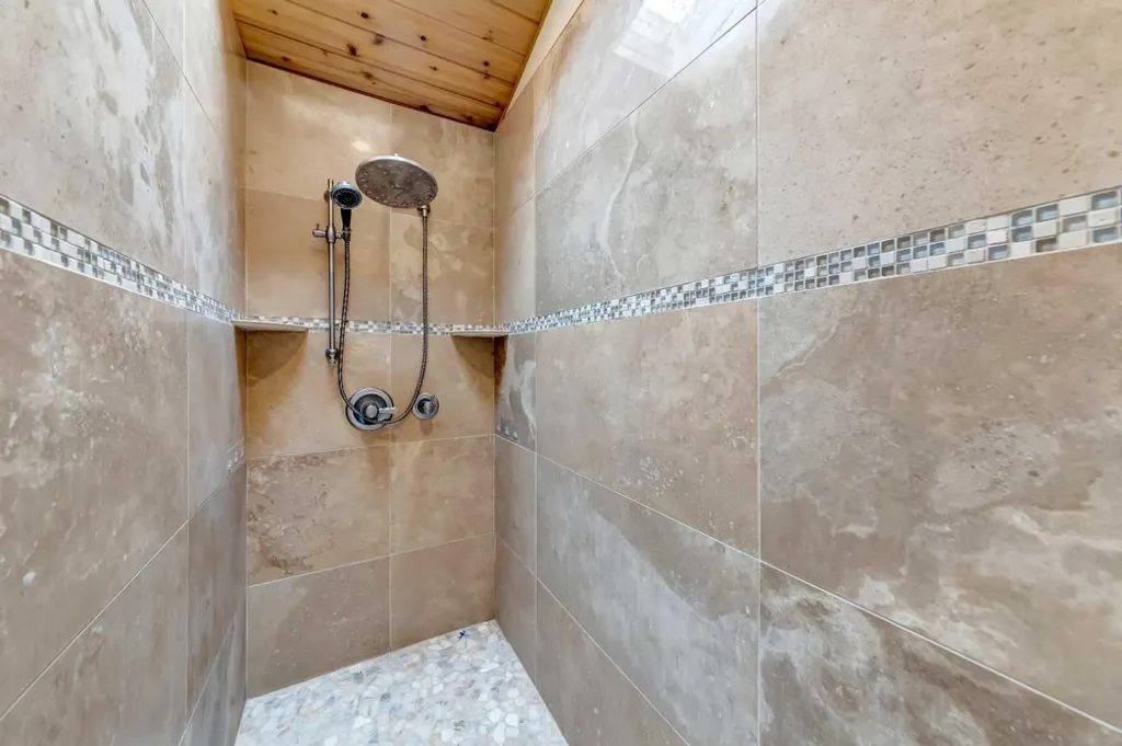 16 Lakeview Drive Lac Des Iles SK S0M 1A0