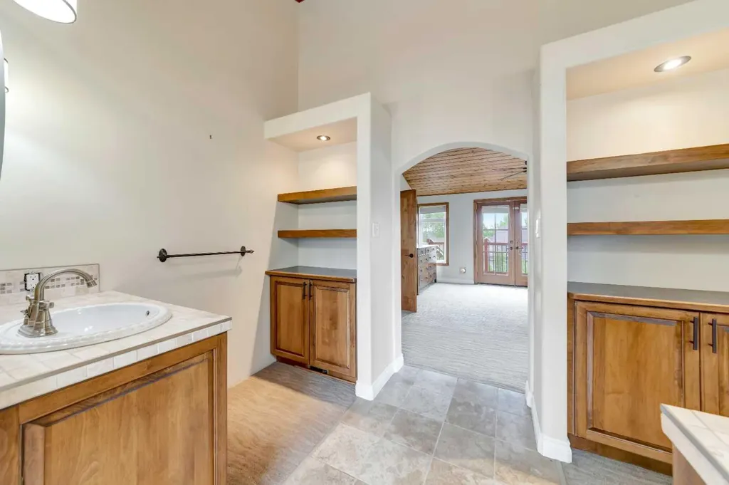 16 Lakeview Drive Lac Des Iles SK S0M 1A0