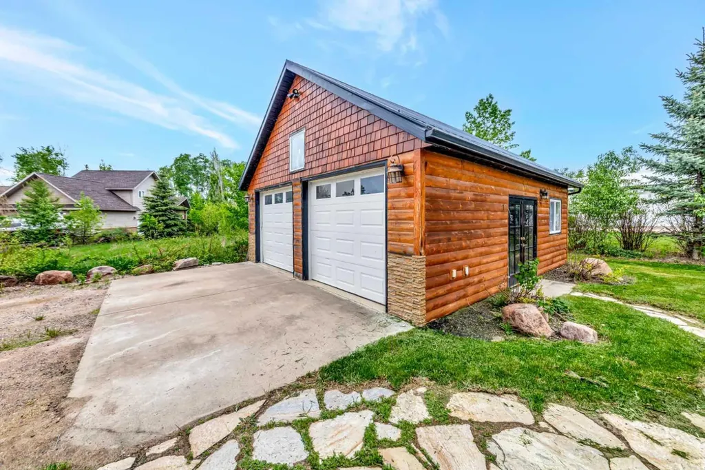 16 Lakeview Drive Lac Des Iles SK S0M 1A0