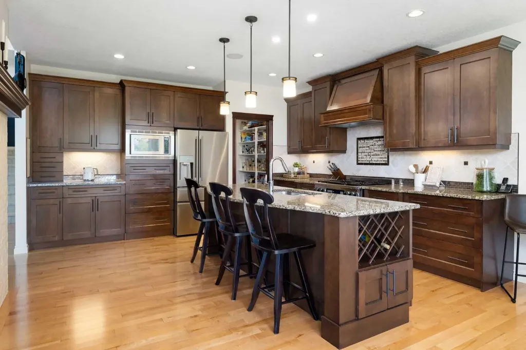 444 Montclair Place Rural Rocky View County AB T4C 0A8