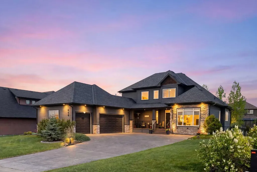 444 Montclair Place Rural Rocky View County AB T4C 0A8