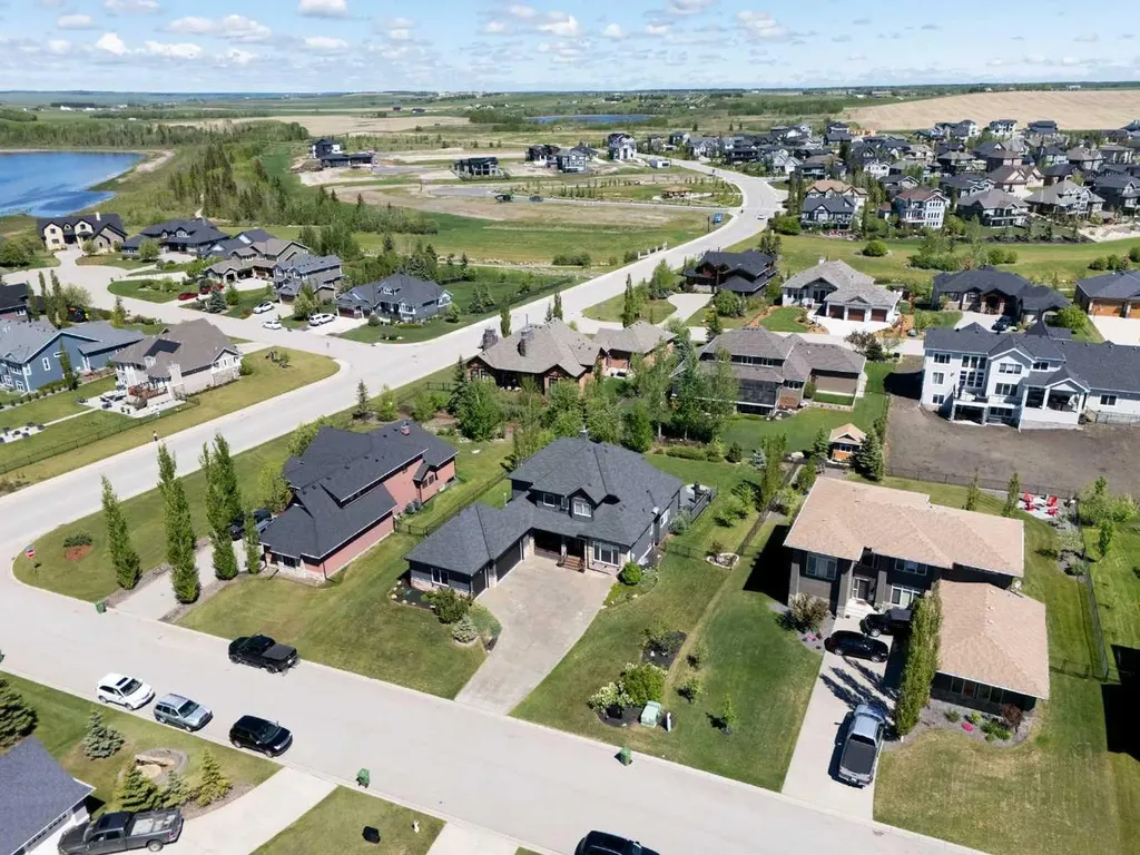 444 Montclair Place Rural Rocky View County AB T4C 0A8