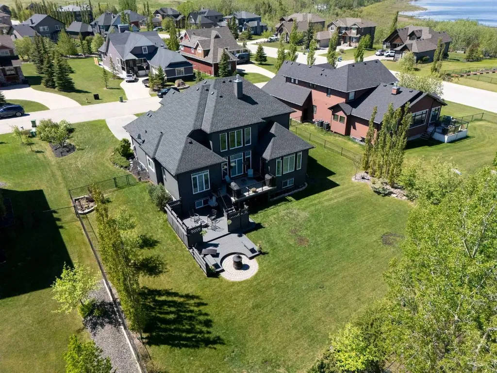 444 Montclair Place Rural Rocky View County AB T4C 0A8