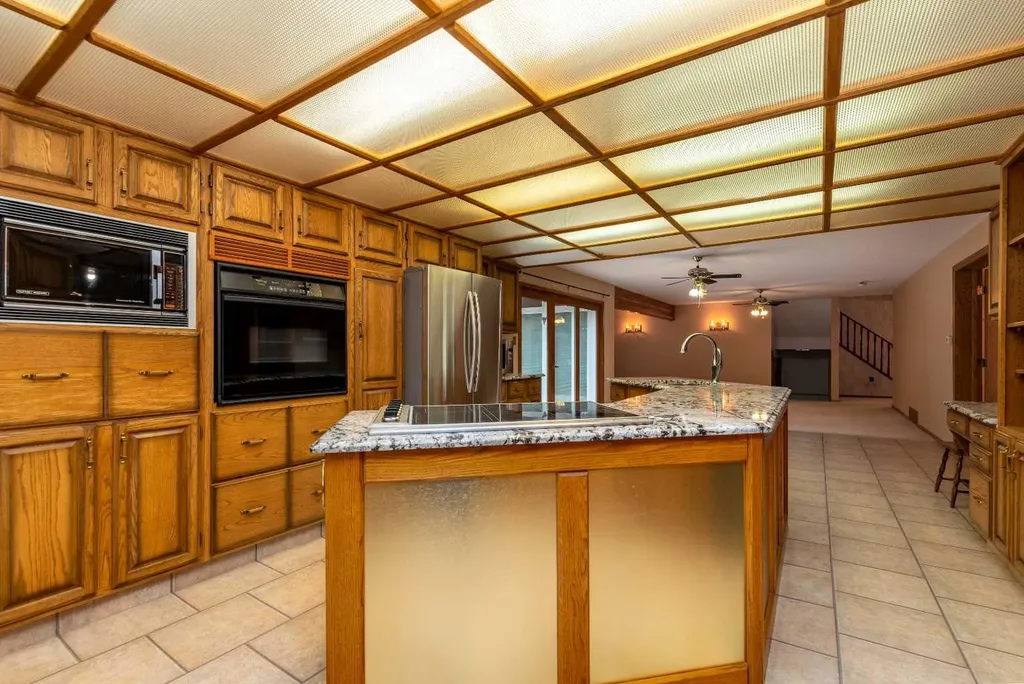 502 2 Street E Maidstone SK S0M 1M0