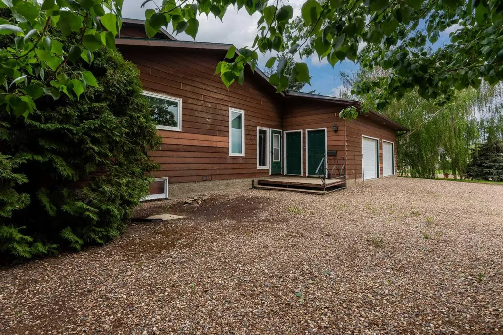 502 2 Street E Maidstone SK S0M 1M0