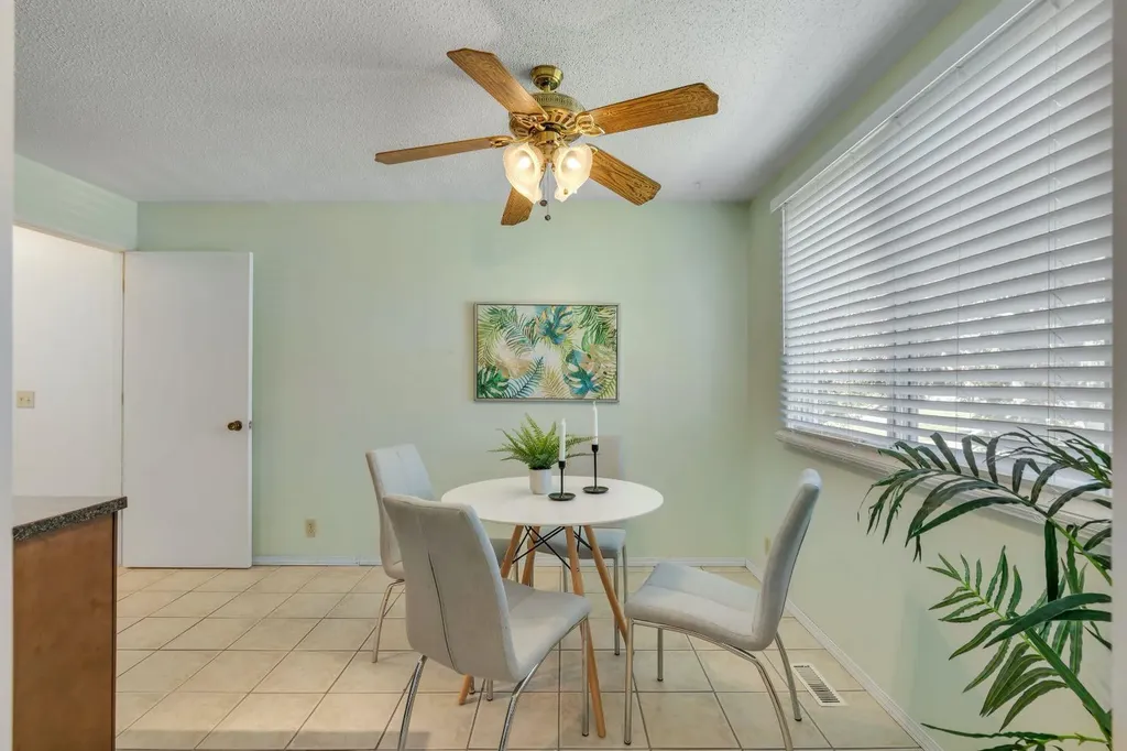127 Falshire Way NE Calgary AB T3J 2C7