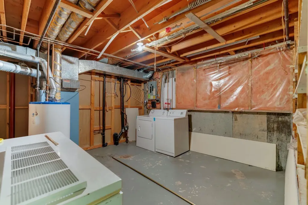 127 Falshire Way NE Calgary AB T3J 2C7
