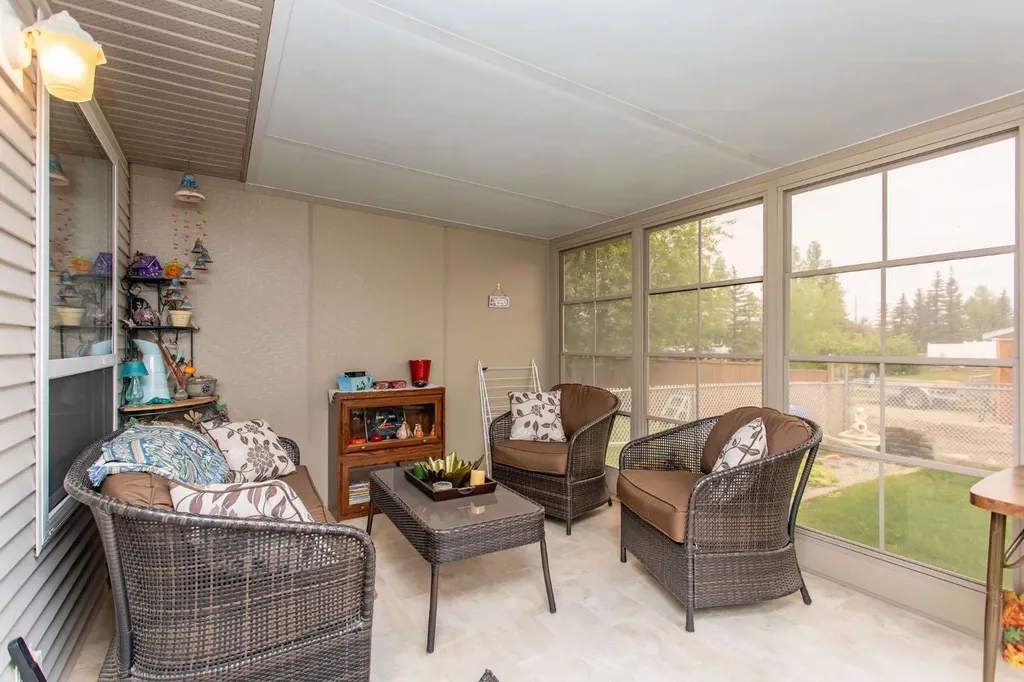 189 Lampard Crescent Red Deer AB T4R2W6
