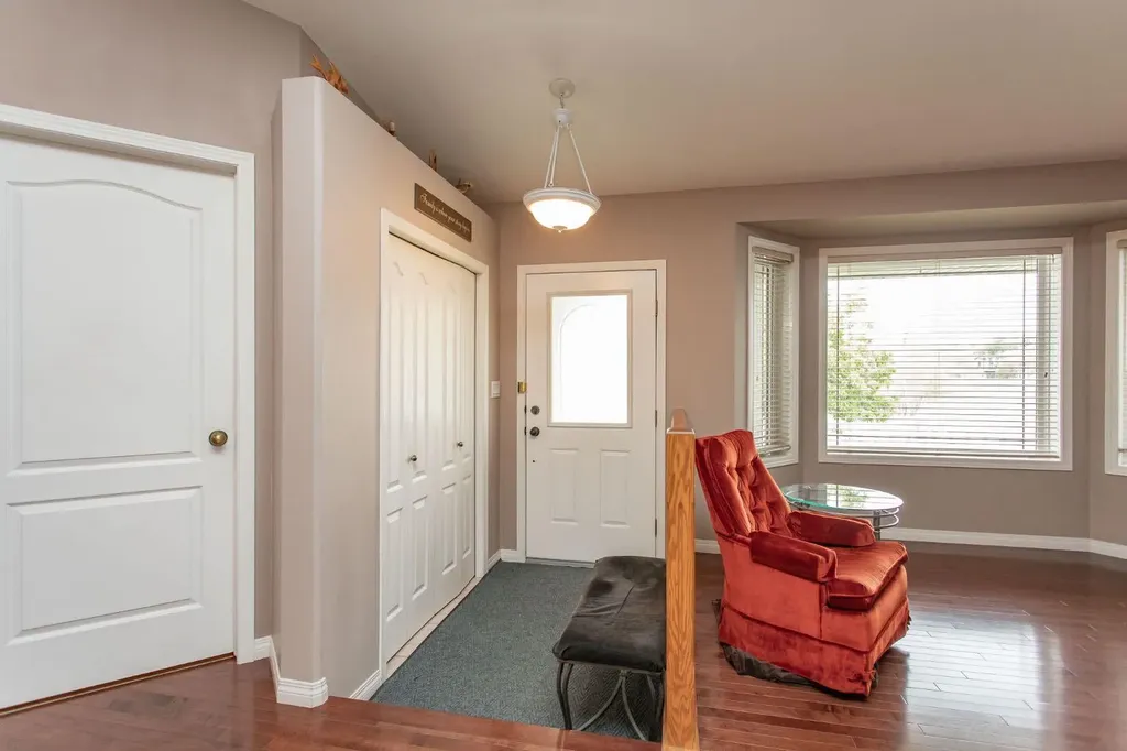 189 Lampard Crescent Red Deer AB T4R2W6