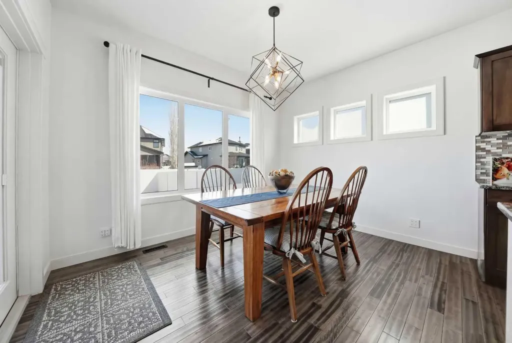 118 Viscount Drive Red Deer AB T4R 0M6