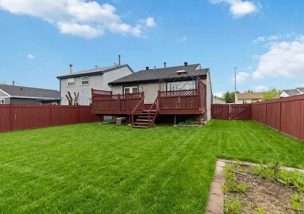 202 Bird Crescent Fort Mcmurray AB T9H 4T3