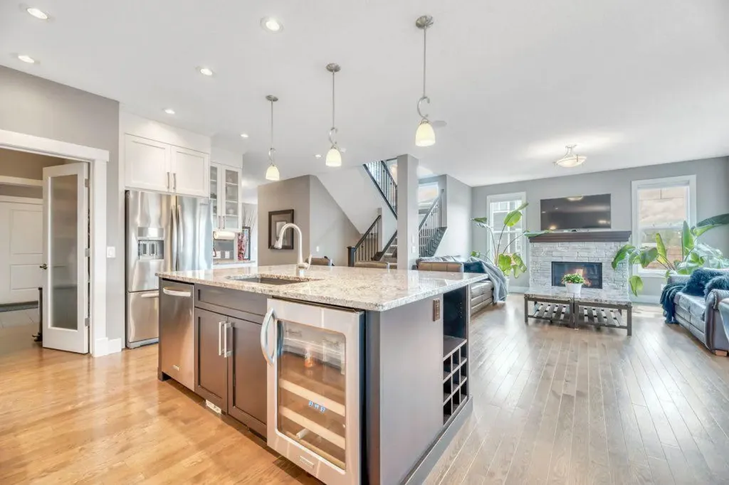 233 Sandpiper Boulevard Chestermere AB T1X 0V5