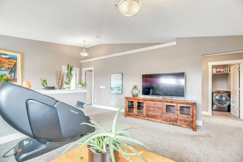 233 Sandpiper Boulevard Chestermere AB T1X 0V5