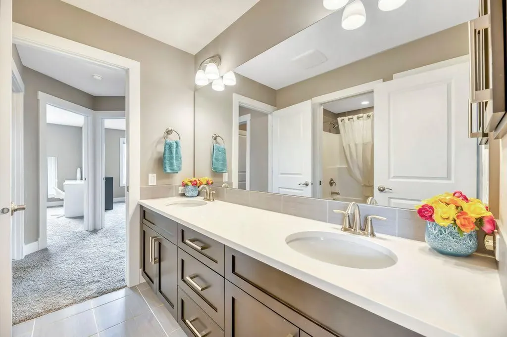 233 Sandpiper Boulevard Chestermere AB T1X 0V5