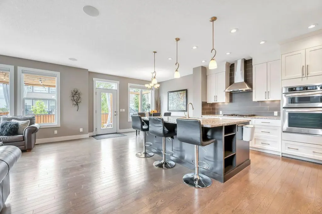233 Sandpiper Boulevard Chestermere AB T1X 0V5