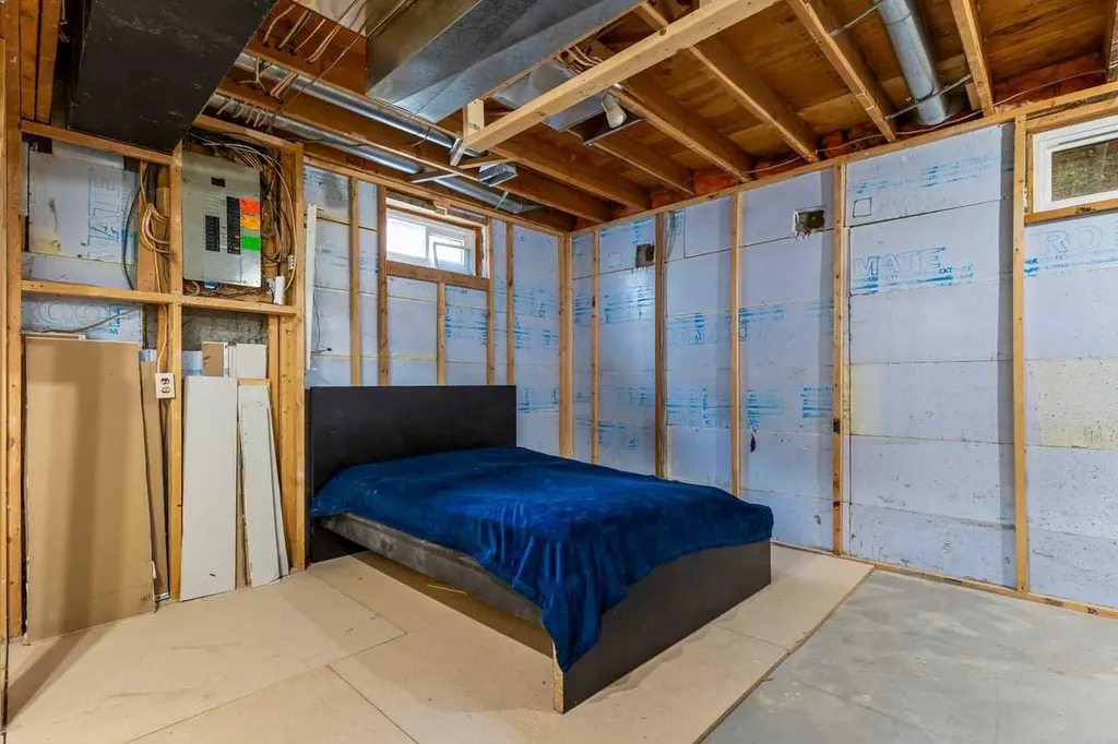 34 Elk Hill SE Airdrie AB T4B 1Y9