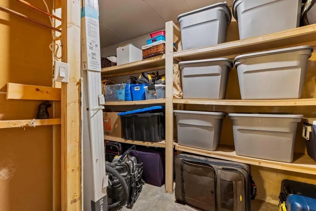 34 Elk Hill SE Airdrie AB T4B 1Y9