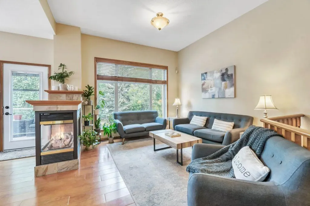 199 Lakeside Greens Court Chestermere AB T1X 1C7