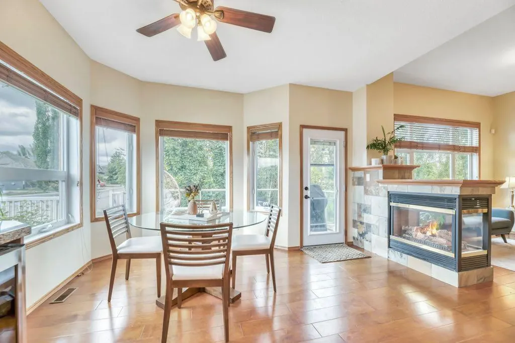 199 Lakeside Greens Court Chestermere AB T1X 1C7