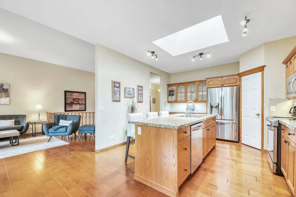 199 Lakeside Greens Court Chestermere AB T1X 1C7