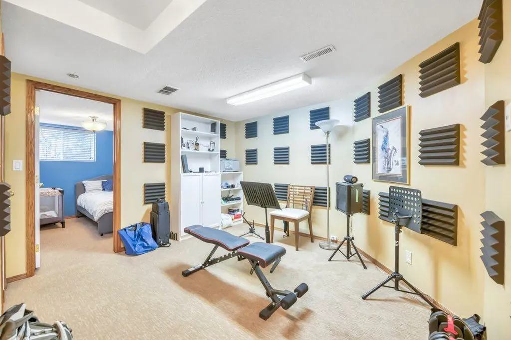 199 Lakeside Greens Court Chestermere AB T1X 1C7