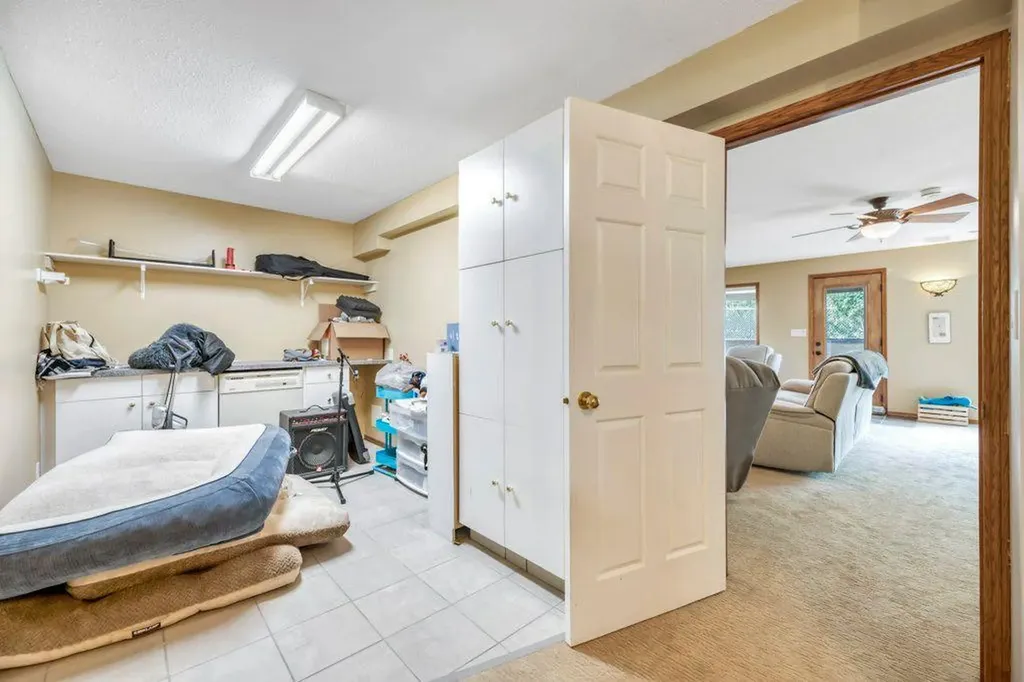 199 Lakeside Greens Court Chestermere AB T1X 1C7