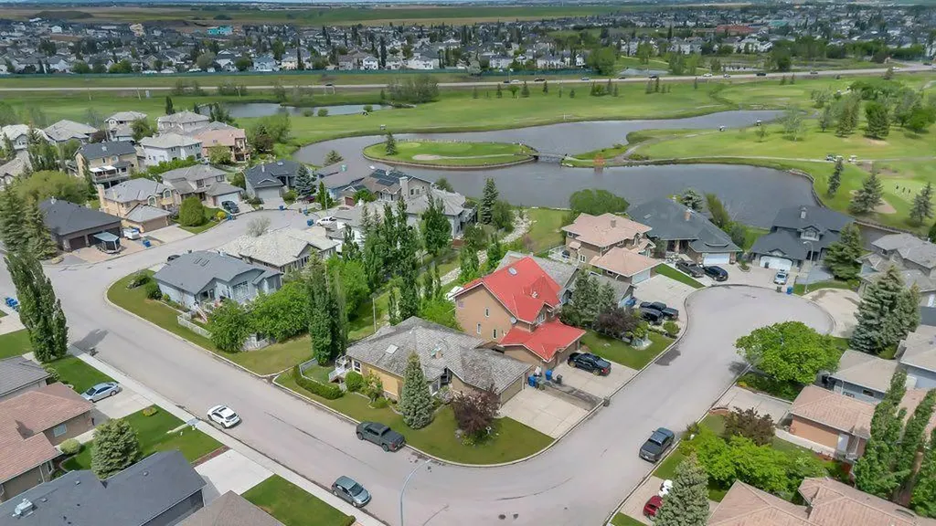 199 Lakeside Greens Court Chestermere AB T1X 1C7