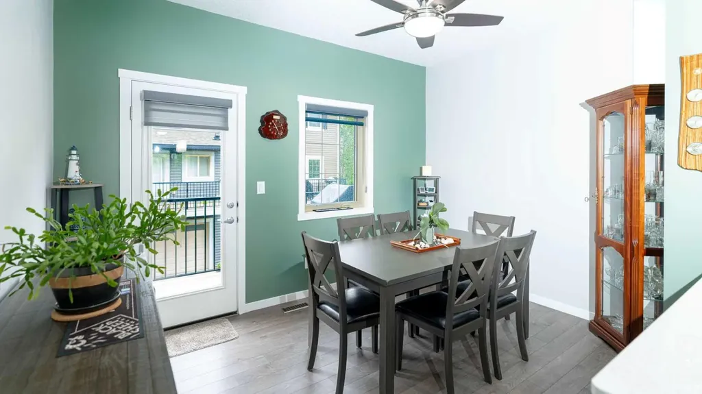340 Legacy Point SE Calgary AB T2X 3Z3