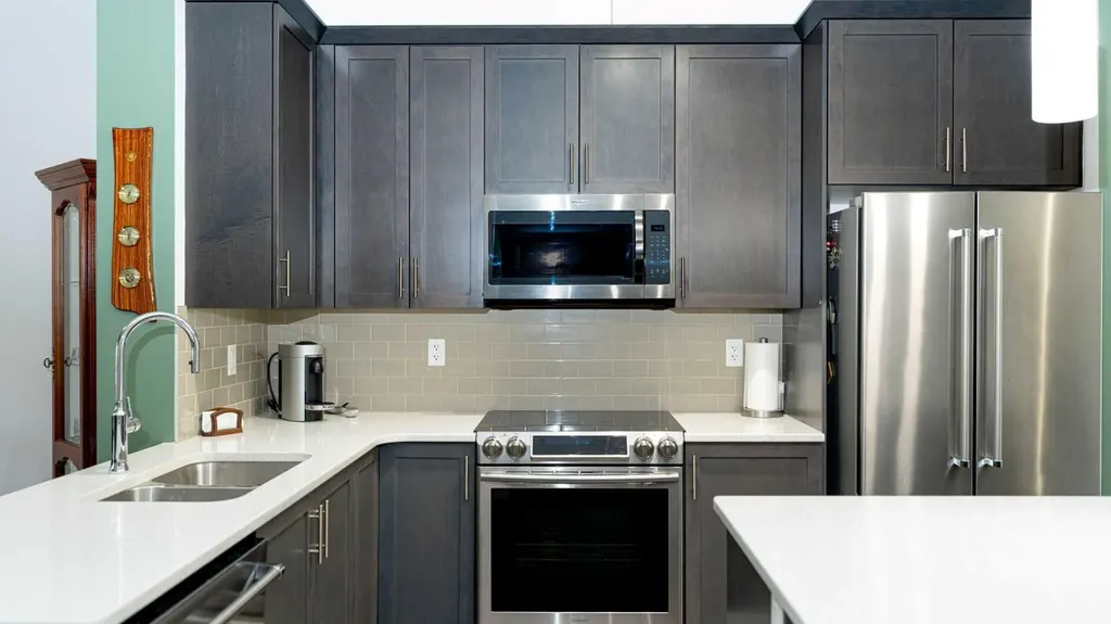 340 Legacy Point SE Calgary AB T2X 3Z3
