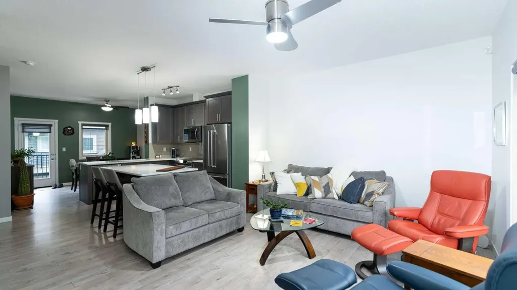 340 Legacy Point SE Calgary AB T2X 3Z3