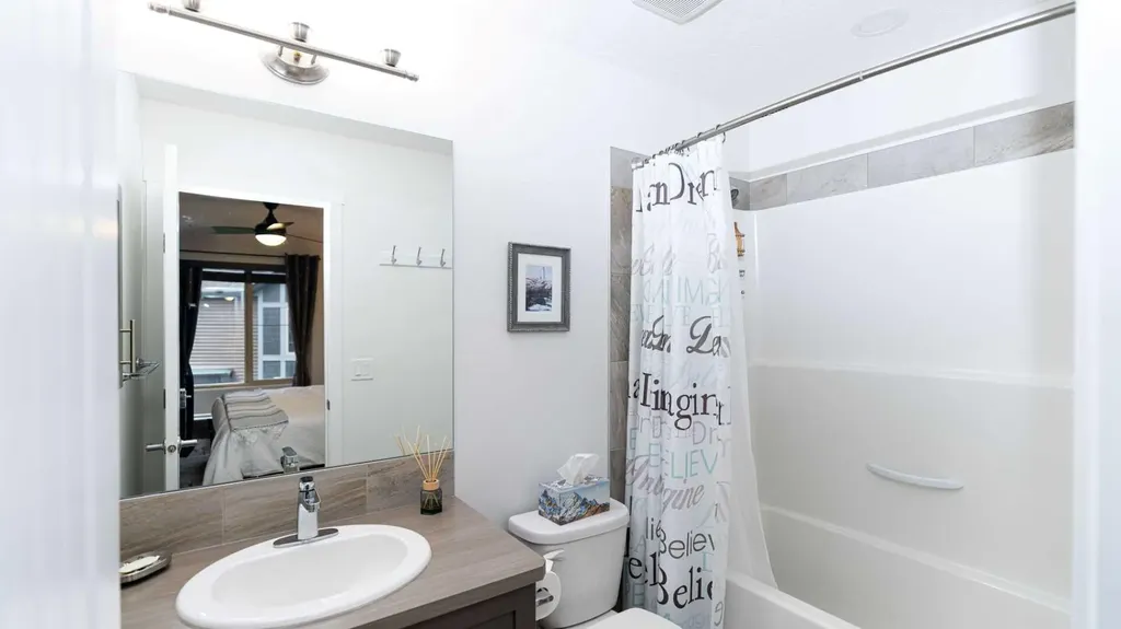 340 Legacy Point SE Calgary AB T2X 3Z3