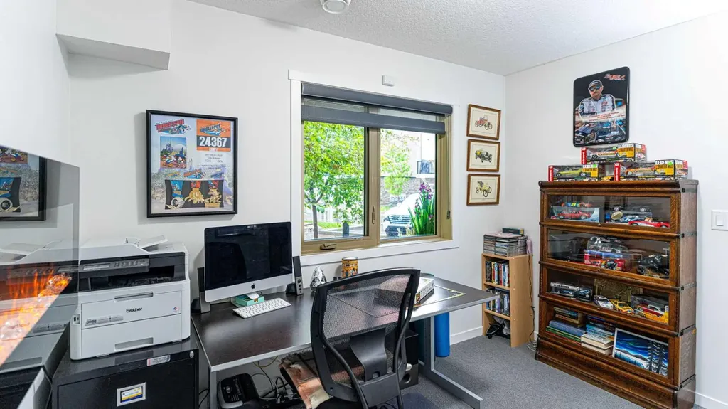 340 Legacy Point SE Calgary AB T2X 3Z3