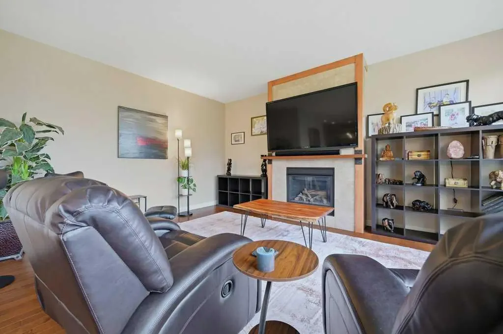 256 Boulder Creek Drive SE Langdon AB T0J 1X3