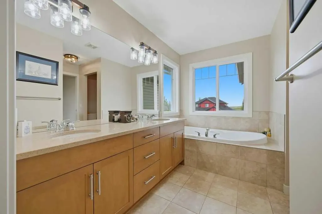 256 Boulder Creek Drive SE Langdon AB T0J 1X3