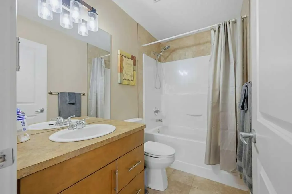 256 Boulder Creek Drive SE Langdon AB T0J 1X3