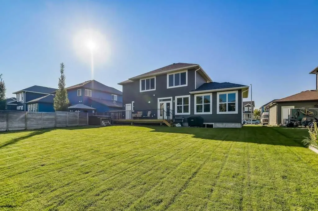 256 Boulder Creek Drive SE Langdon AB T0J 1X3