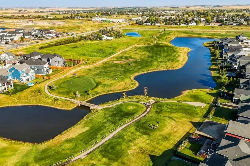 256 Boulder Creek Drive SE Langdon AB T0J 1X3