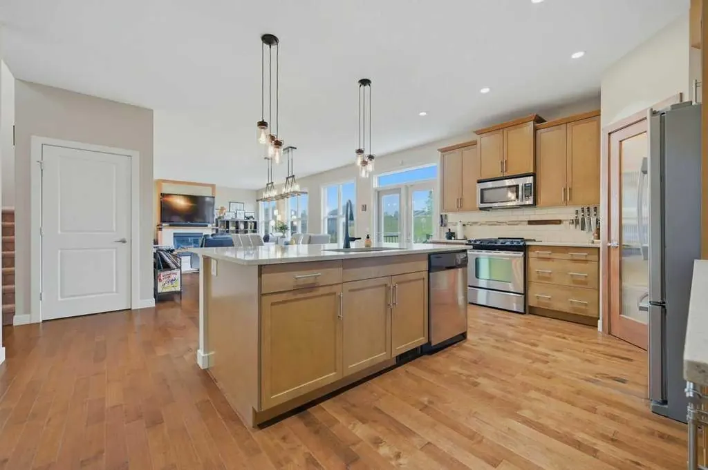 256 Boulder Creek Drive SE Langdon AB T0J 1X3