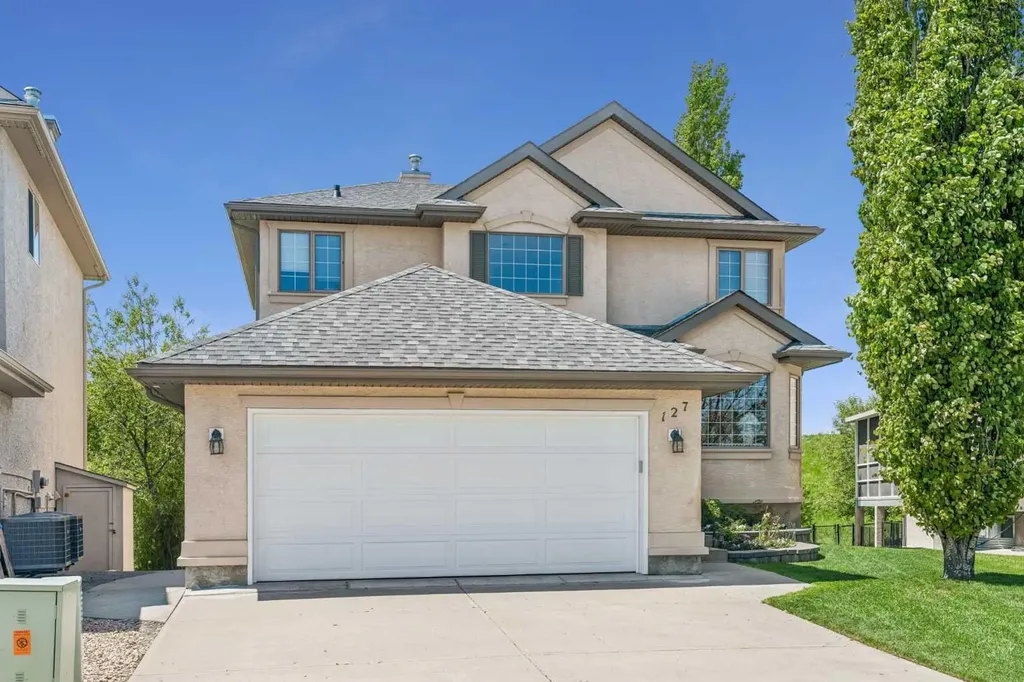 127 Edgeridge Close NW Calgary AB T3A 6K4