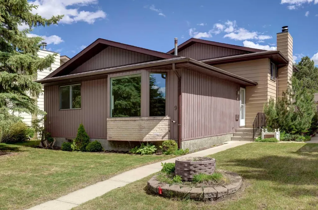 9 Maple Leaf Road Strathmore AB T1P 1G6